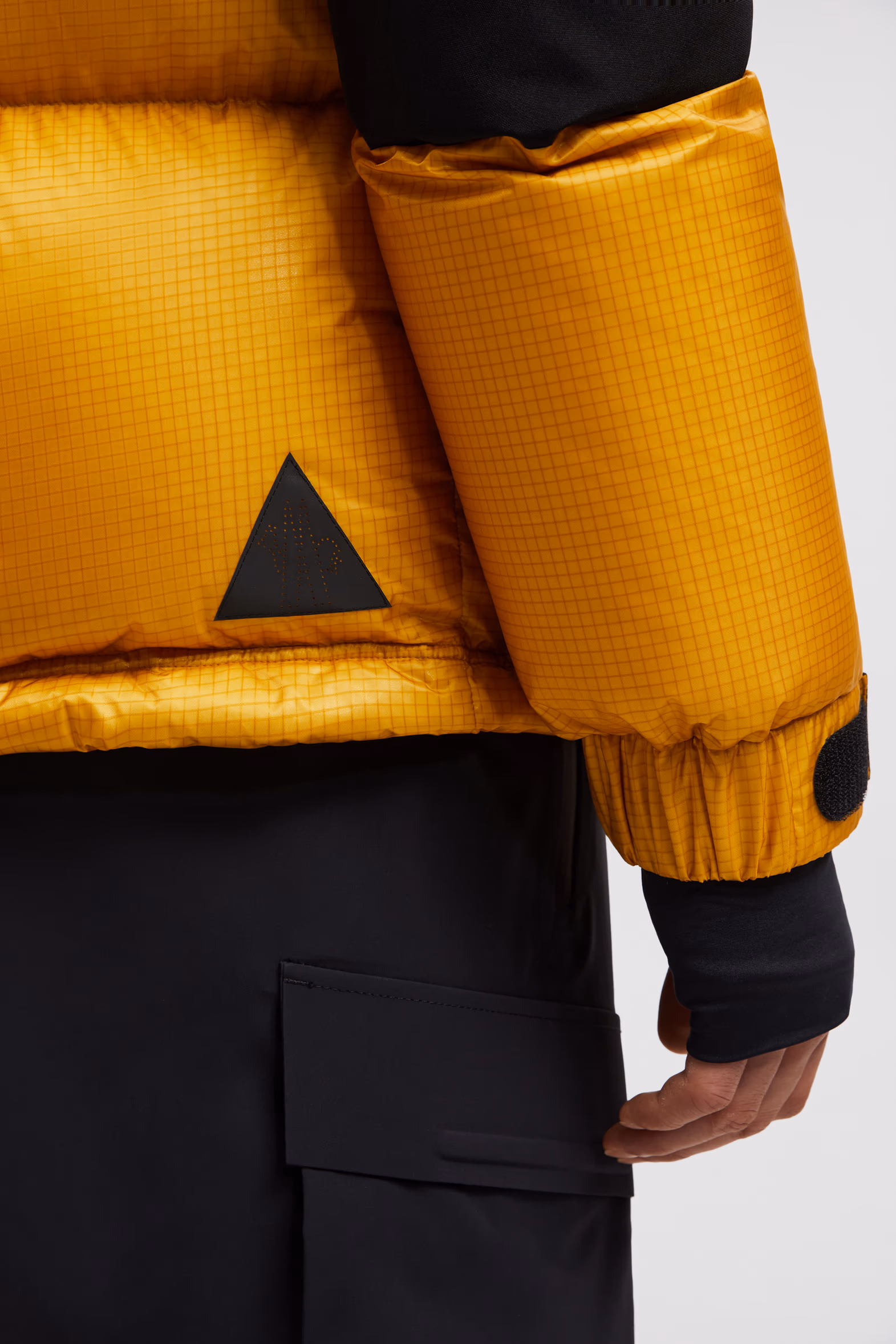 Albiez Hooded Down Ski Jacket Men Black & Yellow Moncler 9